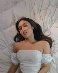 Bokep Indo – Crot Dalam Memek Sempit